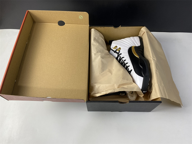 Air Jordan 12 Royalty Taxi CT8013-170