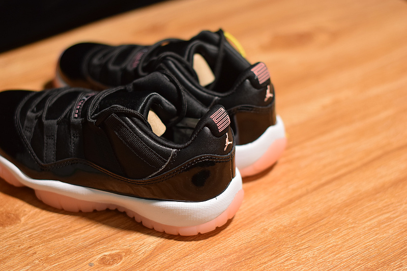 Air Jordan 11 Retro Low GG 