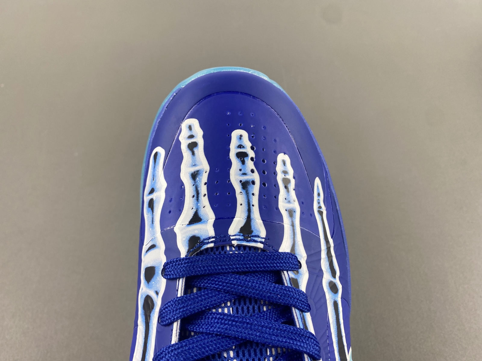 Nike Kobe 5 Protro “X-Ray”  HJ4303-400