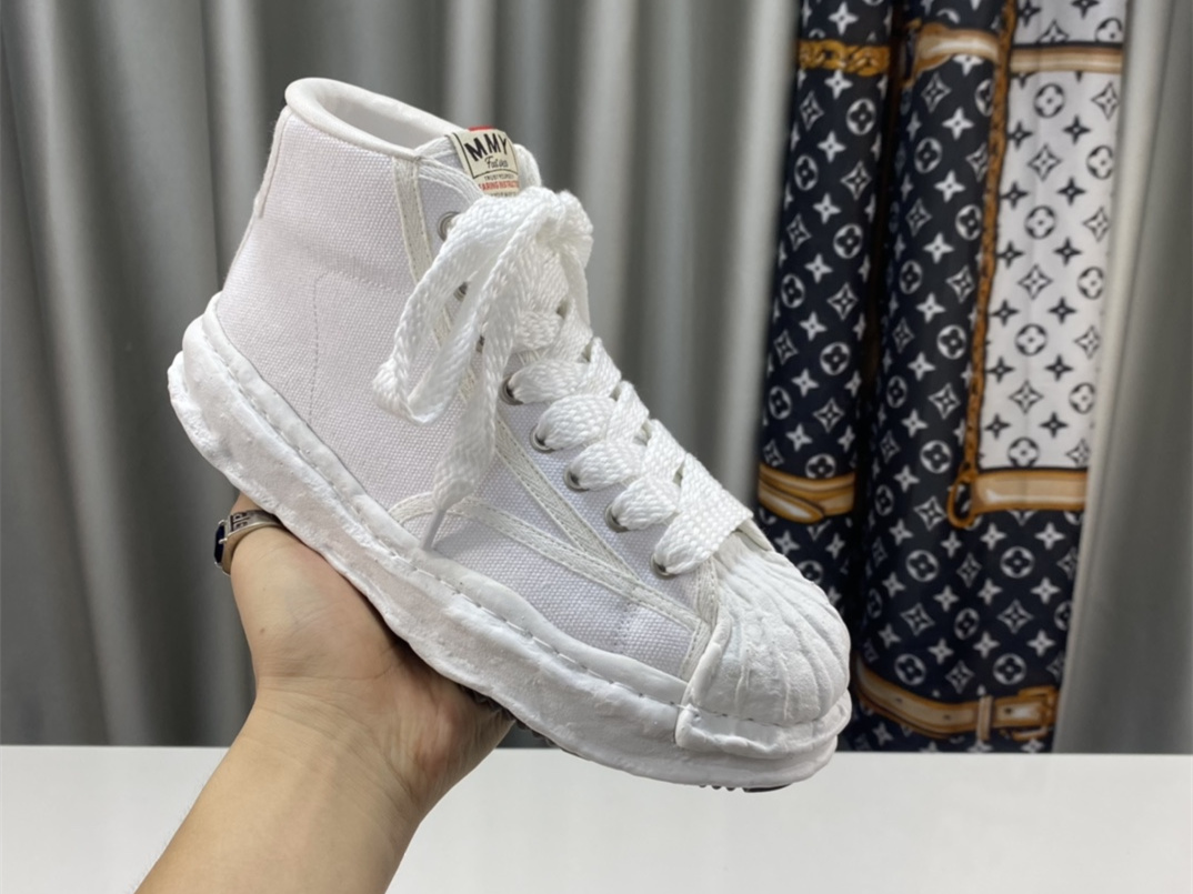 Maison Mihara Yasuhiro High-Top Sneakers MMY-019