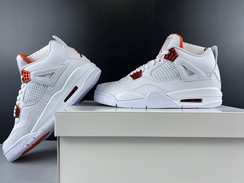 Air Jordan 4 Retro "Metallic Orange" CT8527-118