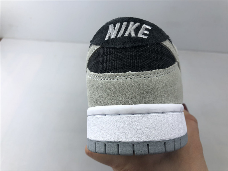 Nike SB Dunk Low Black Wolf Grey 854866-001