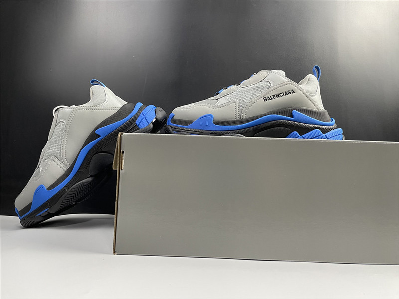 Balenciaga TRIPLE S TRAINER