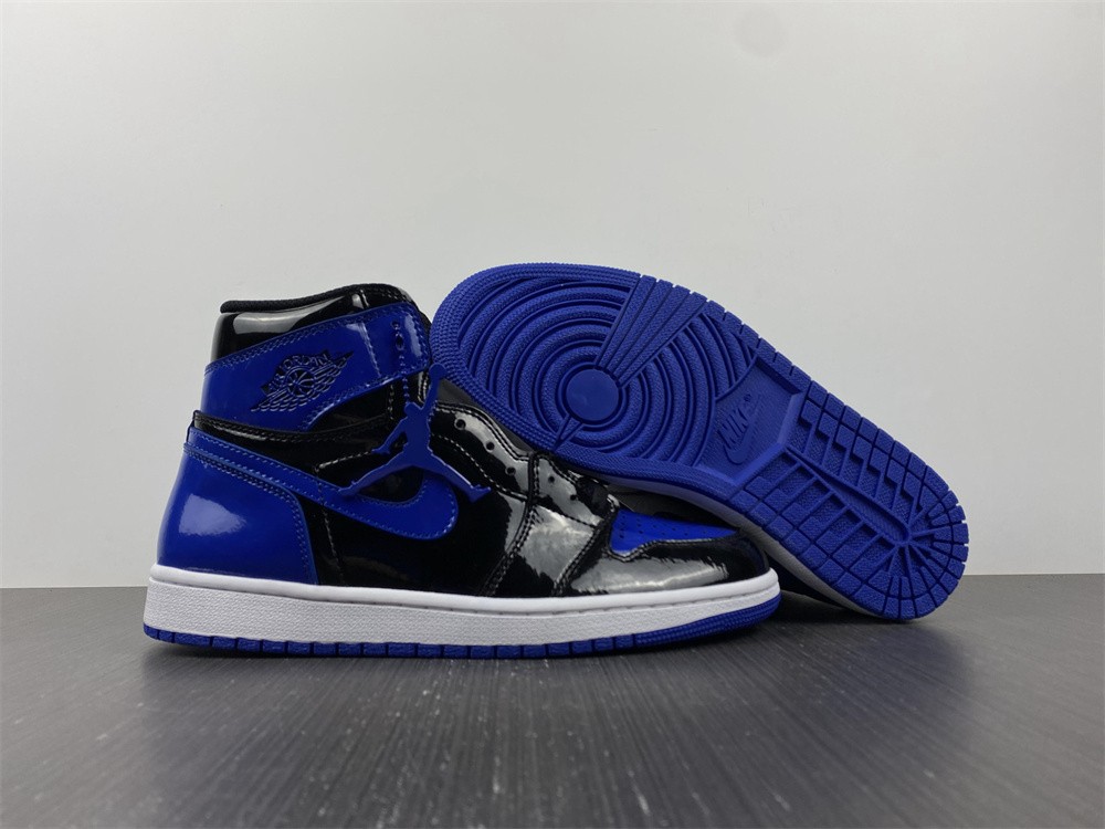 Air Jordan 1 Dark Marina Blue 555088-404