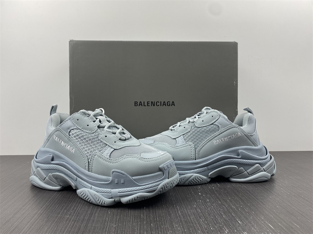 Balenciaga TRIPLE S TRAINER