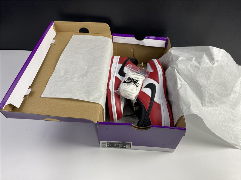 Nike SB Dunk Low Chicago BQ6817-600