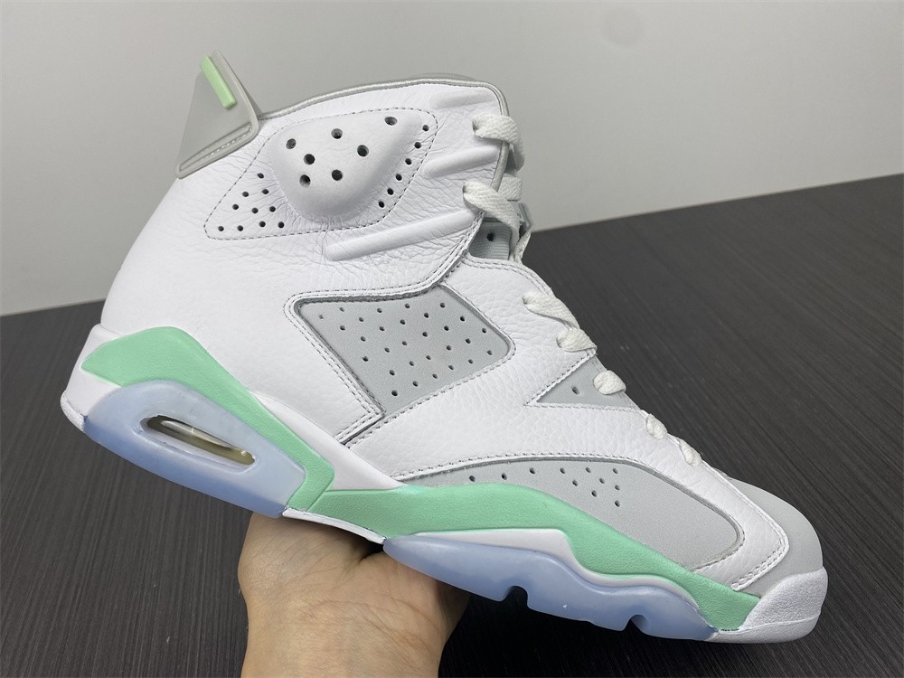 Air Jordan 6 Mint Foam  DQ4914-103