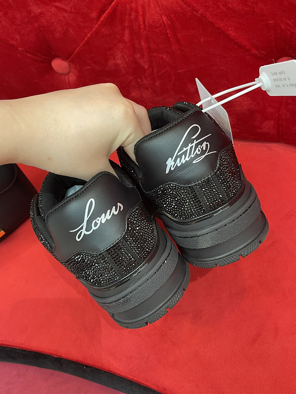 LV Trainer Sneaker