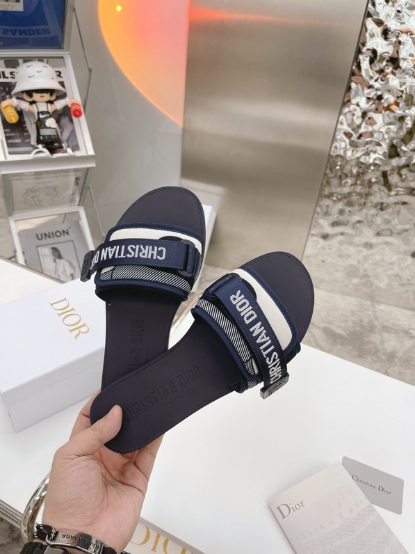 DIOR EVOLUTION SANDAL