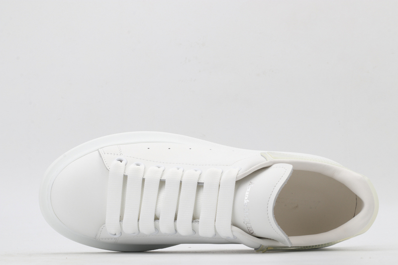 MCQUEEN OVERSIZED SNEAKER