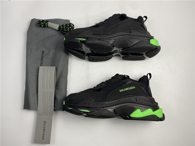 Balenciaga TRIPLE S TRAINER