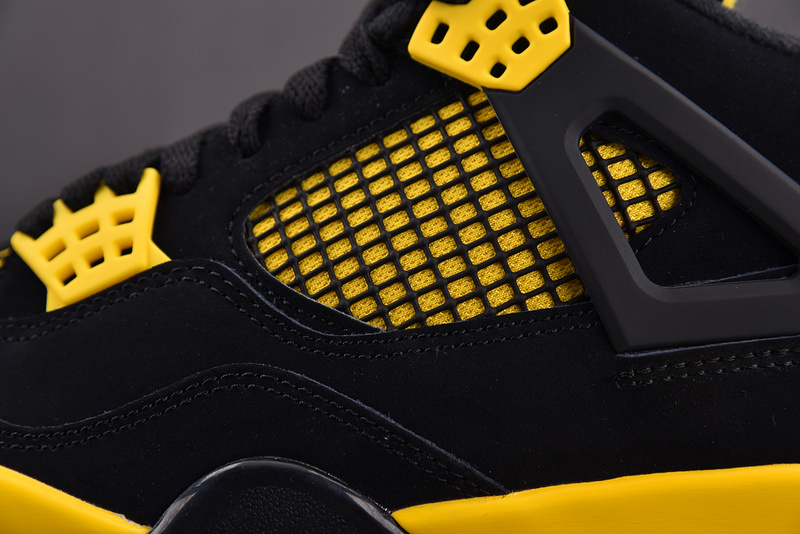 Air Jordan 4 Thunder 2023  DH6927-017