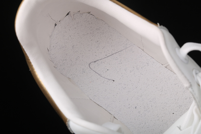 MCQUEEN OVERSIZED SNEAKER