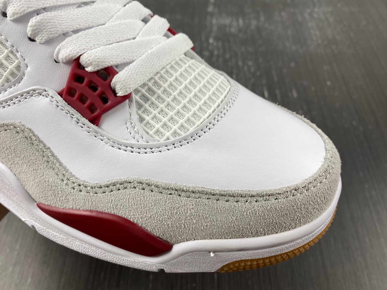 Nike SB x Air Jordan 4 customize