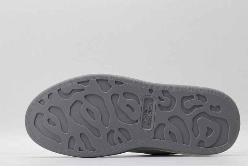 MCQUEEN OVERSIZED SNEAKER