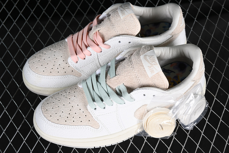 Chris Paul x Air Jordan 1 Low OG CP3 FZ0455-200