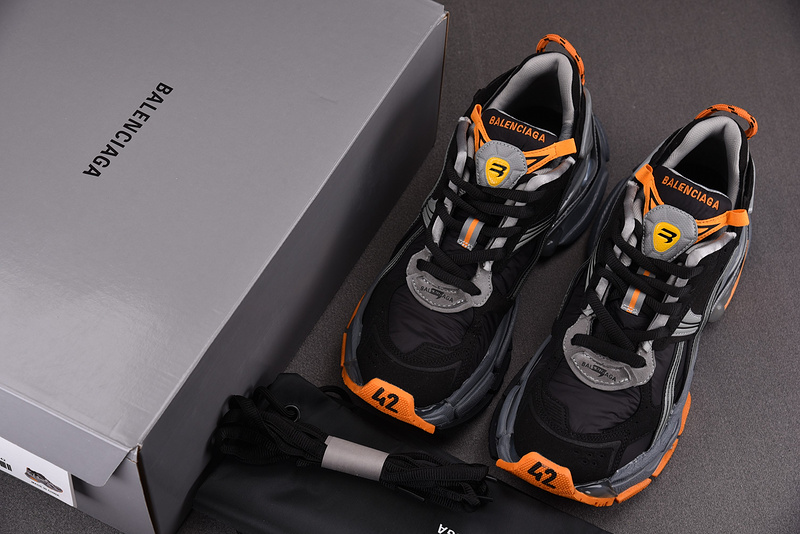 Balenciaga Runner Sneaker