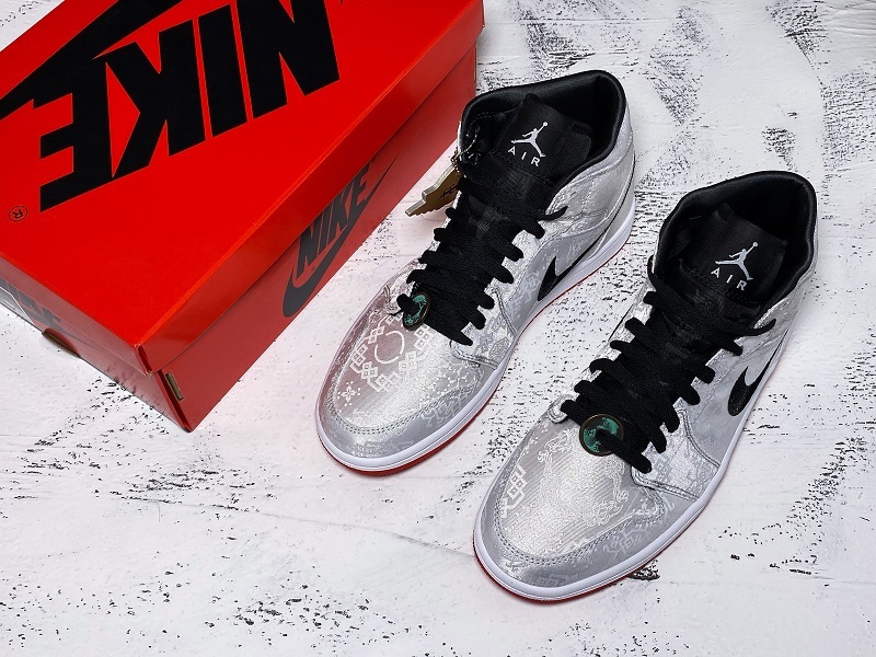 CLOT x Air Jordan 1 Mid