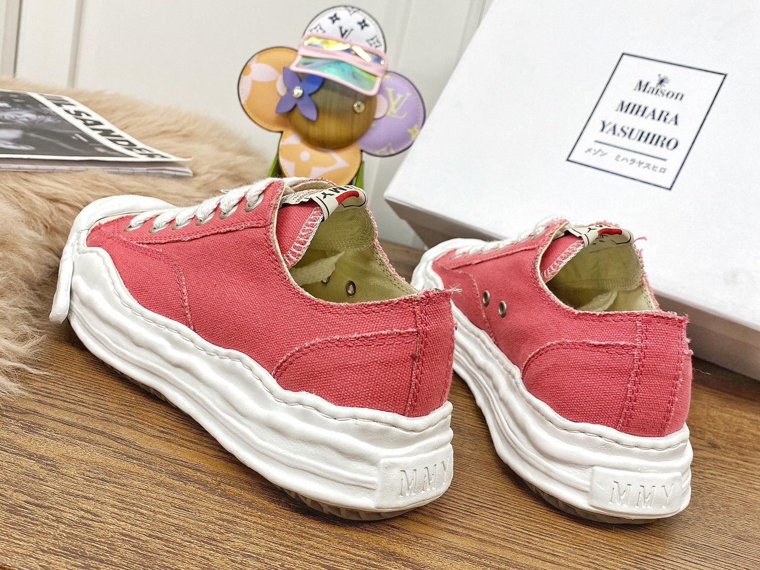 Maison Mihara Yasuhiro Low-Top Sneakers MMY-013