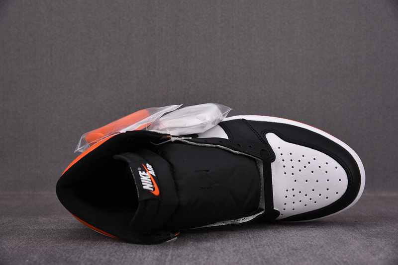 Air Jordan 1 Retro High Electro Orange 555088-180