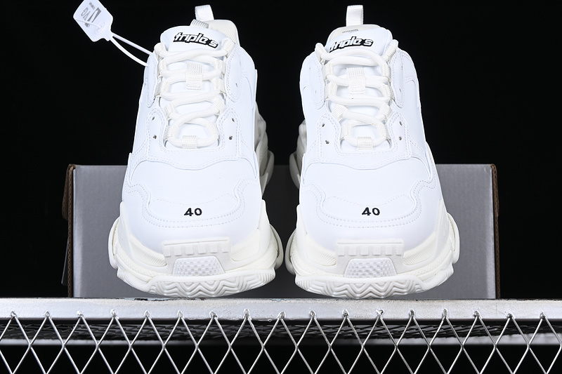 Balenciaga TRIPLE S TRAINER