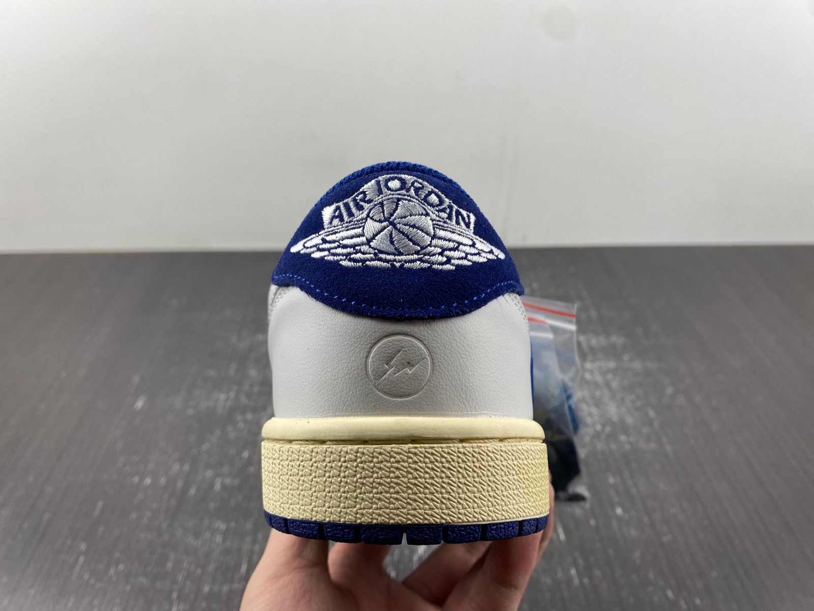 OFF-WHITE x Travis Scott x Air Jordan 1 custom