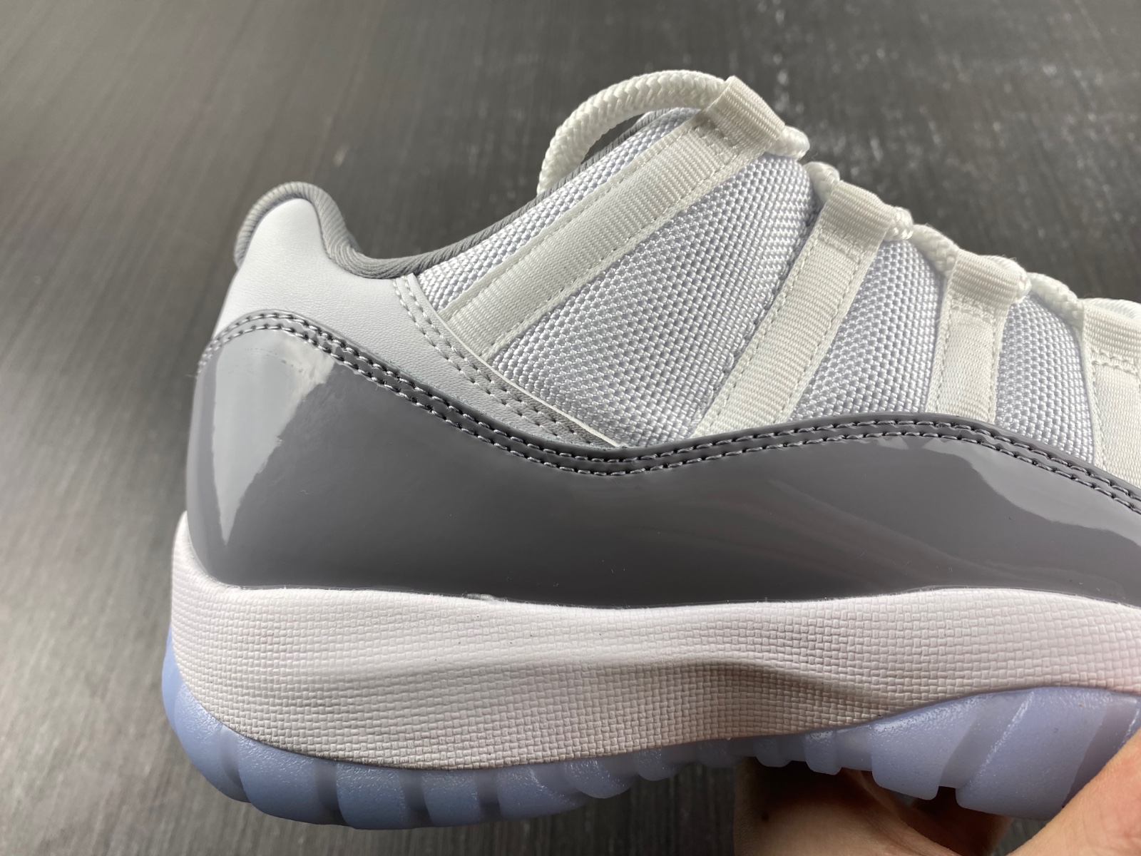 Air Jordan 11 Retro Low 