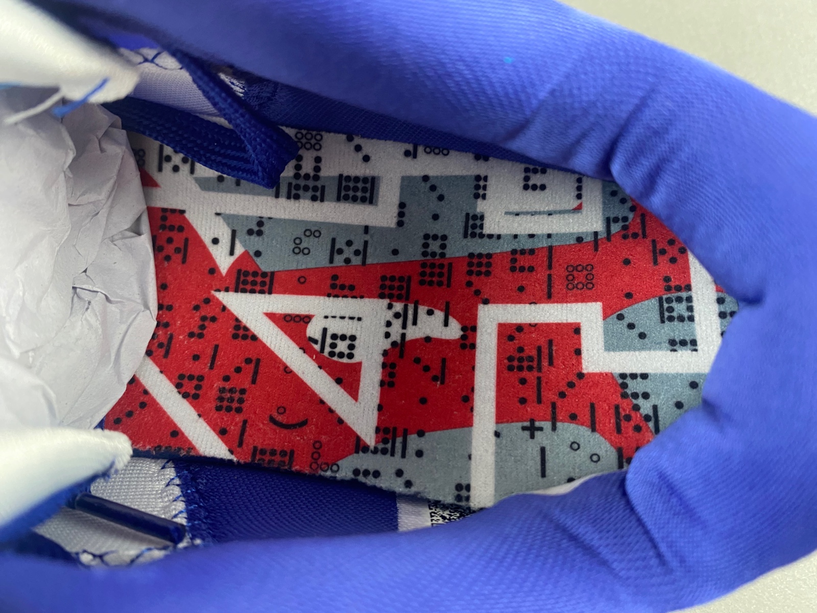 Nike Kobe 5 Protro “X-Ray”  HJ4303-400