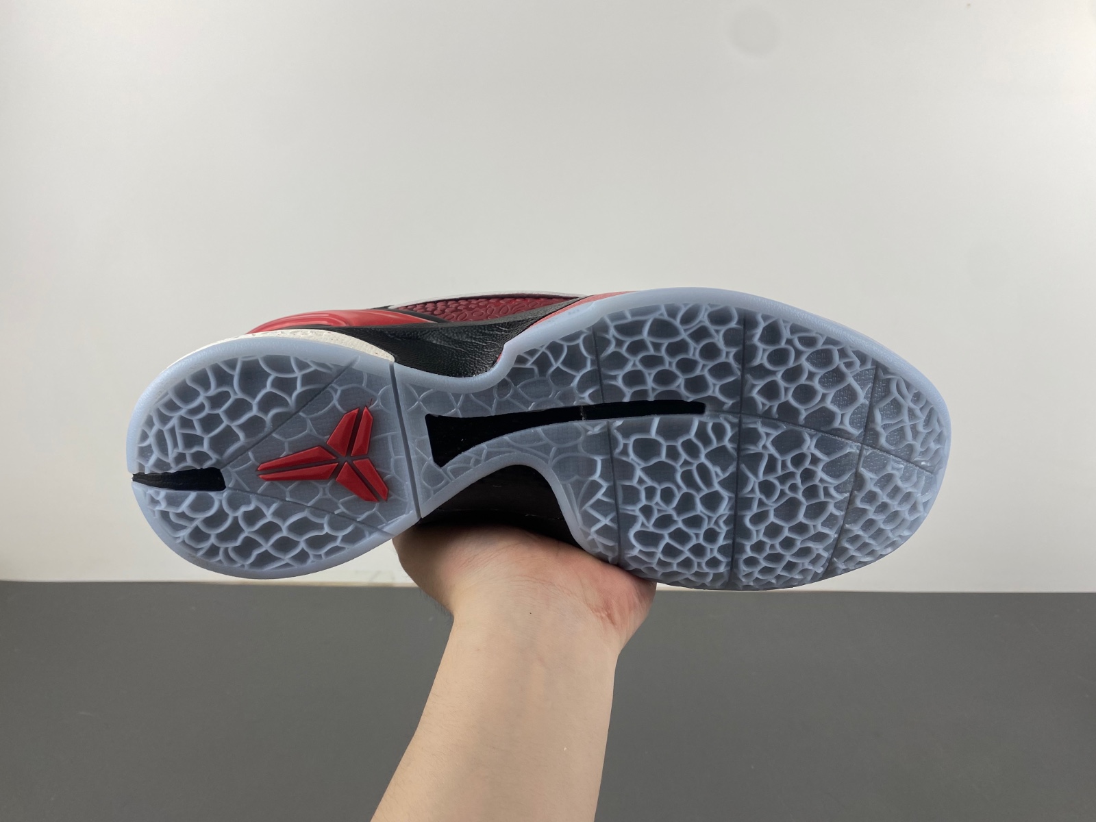 Kobe 6 Protro   DH9888-656