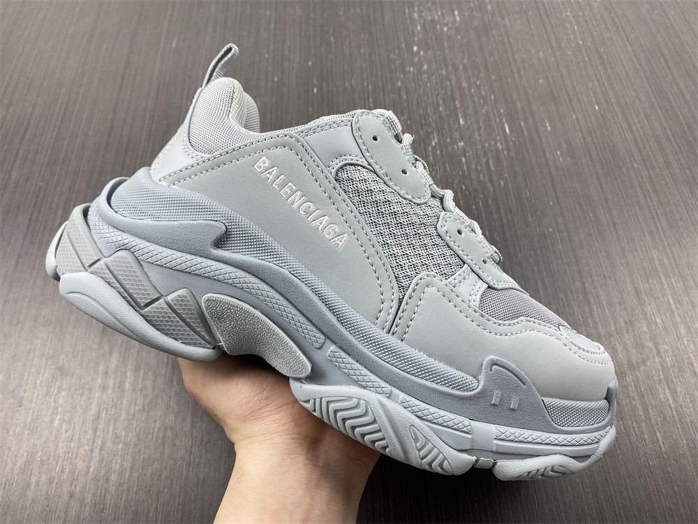 Balenciaga TRIPLE S TRAINER