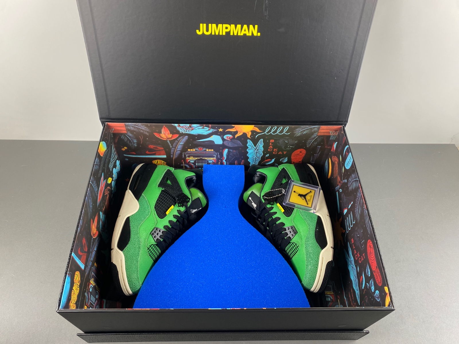 Air Jordan 4 Retro "Manila" Is Limited  AJ4-965234