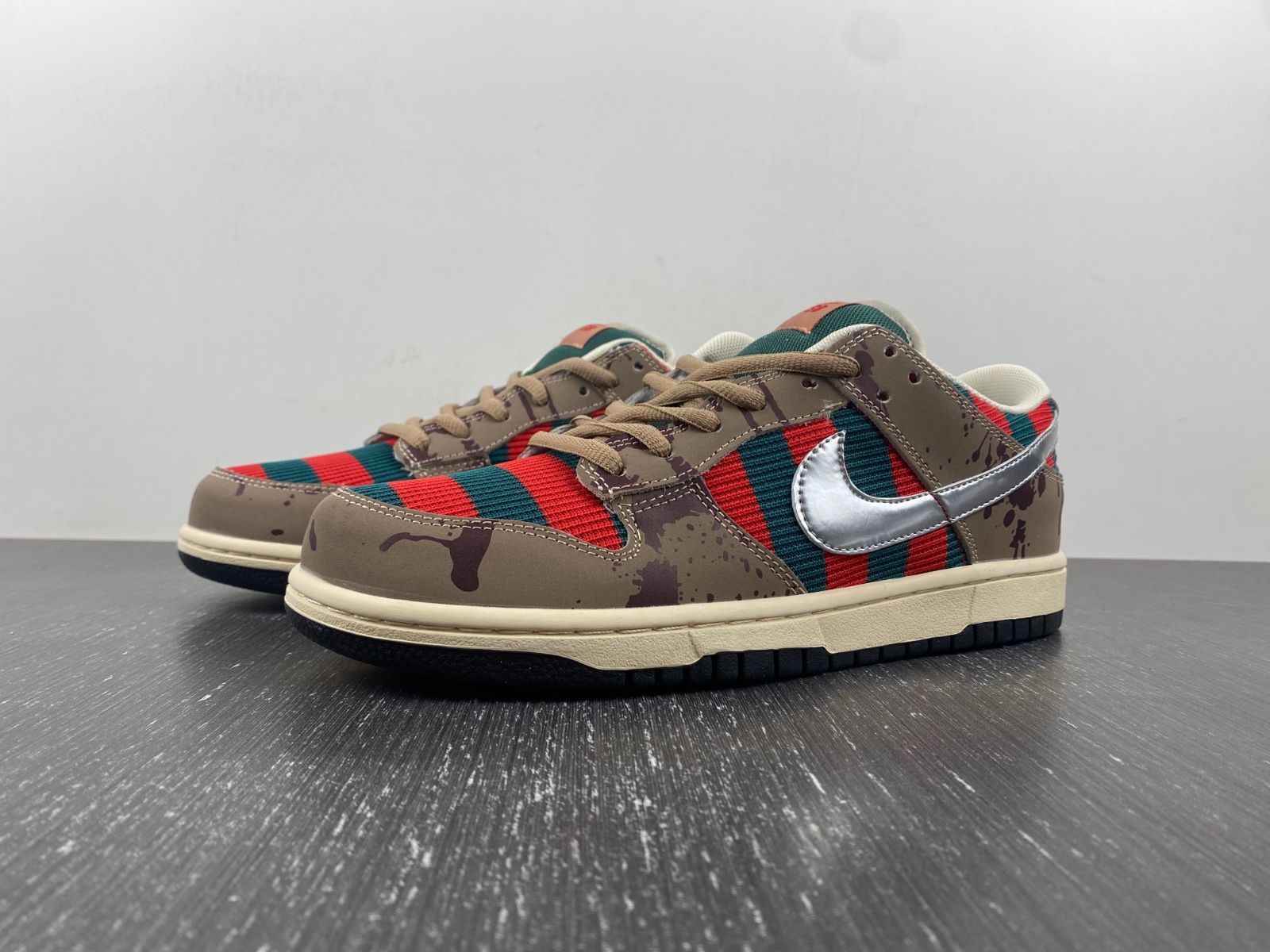 Nike Dunk Low Pro SB 