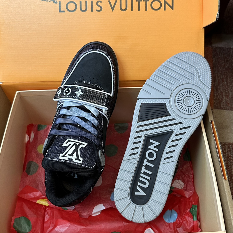 LV Trainer Sneaker