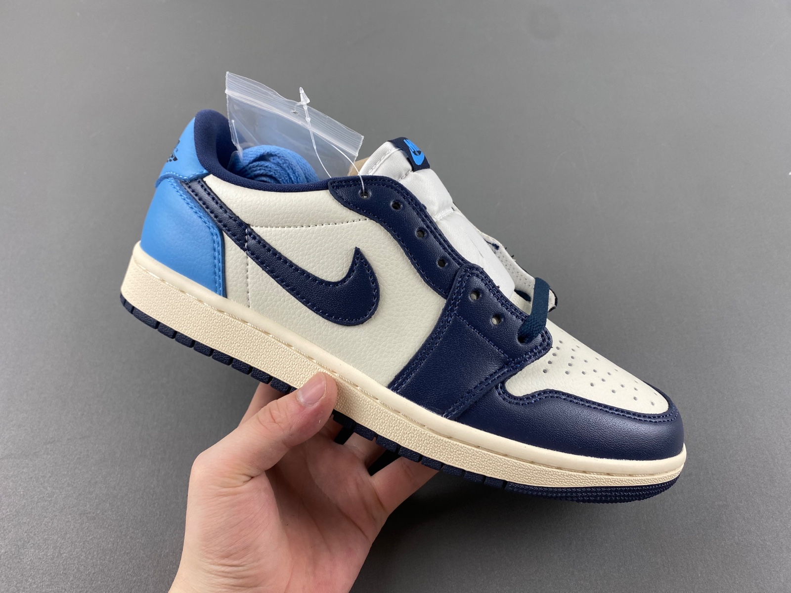 Air Jordan 1 Low R  CZ0790-400