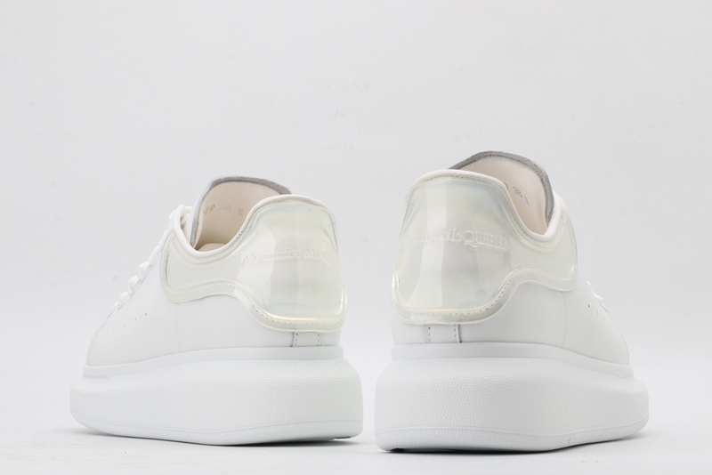 MCQUEEN OVERSIZED SNEAKER