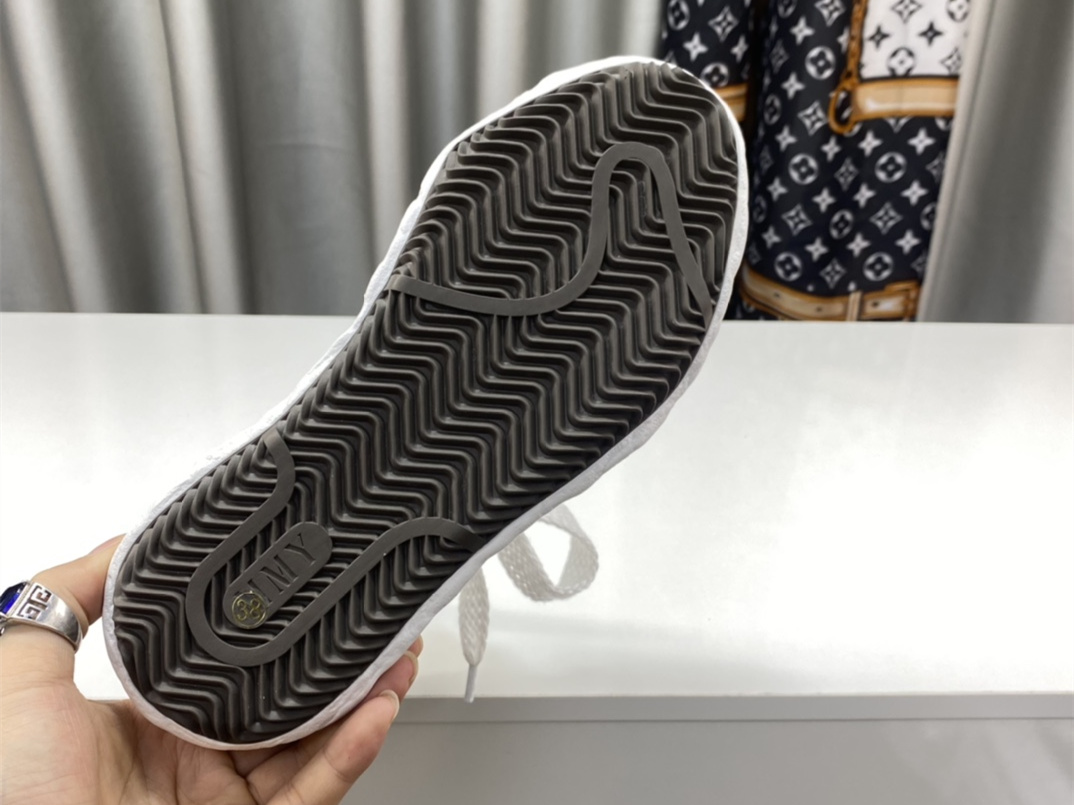 Maison Mihara Yasuhiro High-Top Sneakers MMY-019