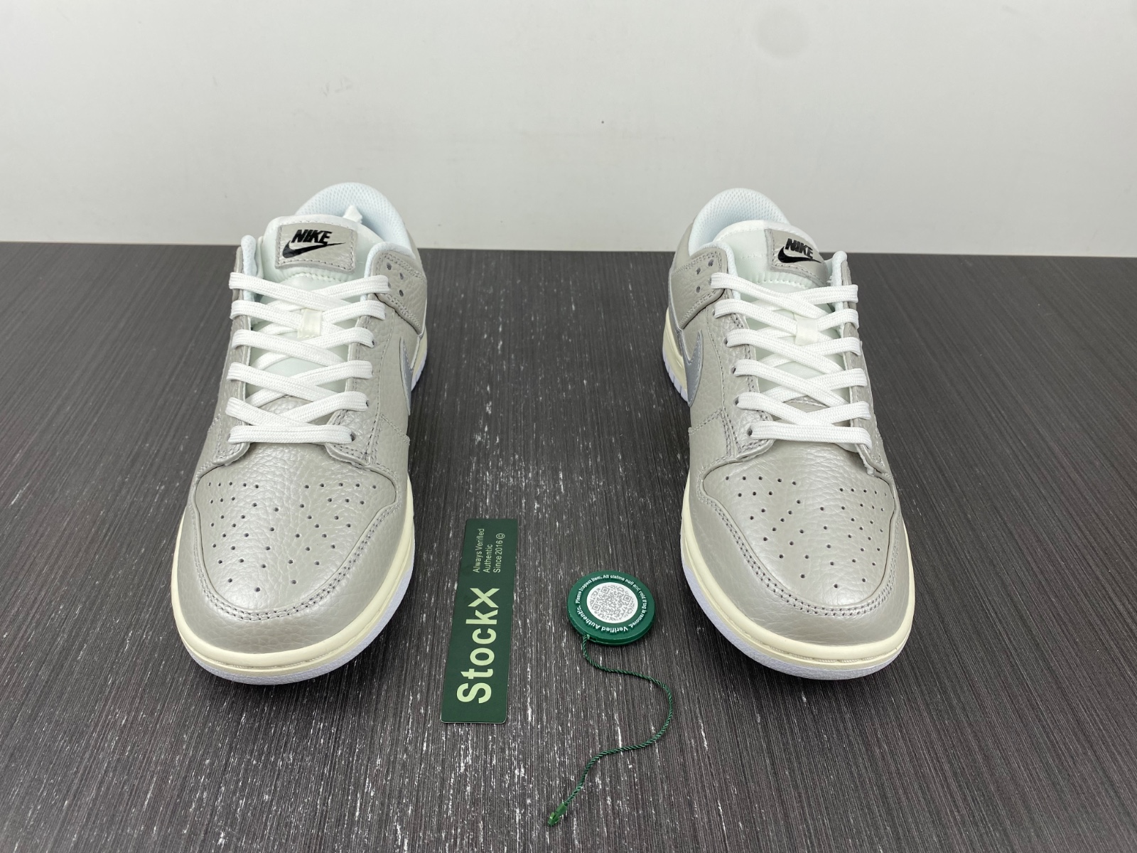 Nike Dunk Low Metallic Silver - DX3197-095