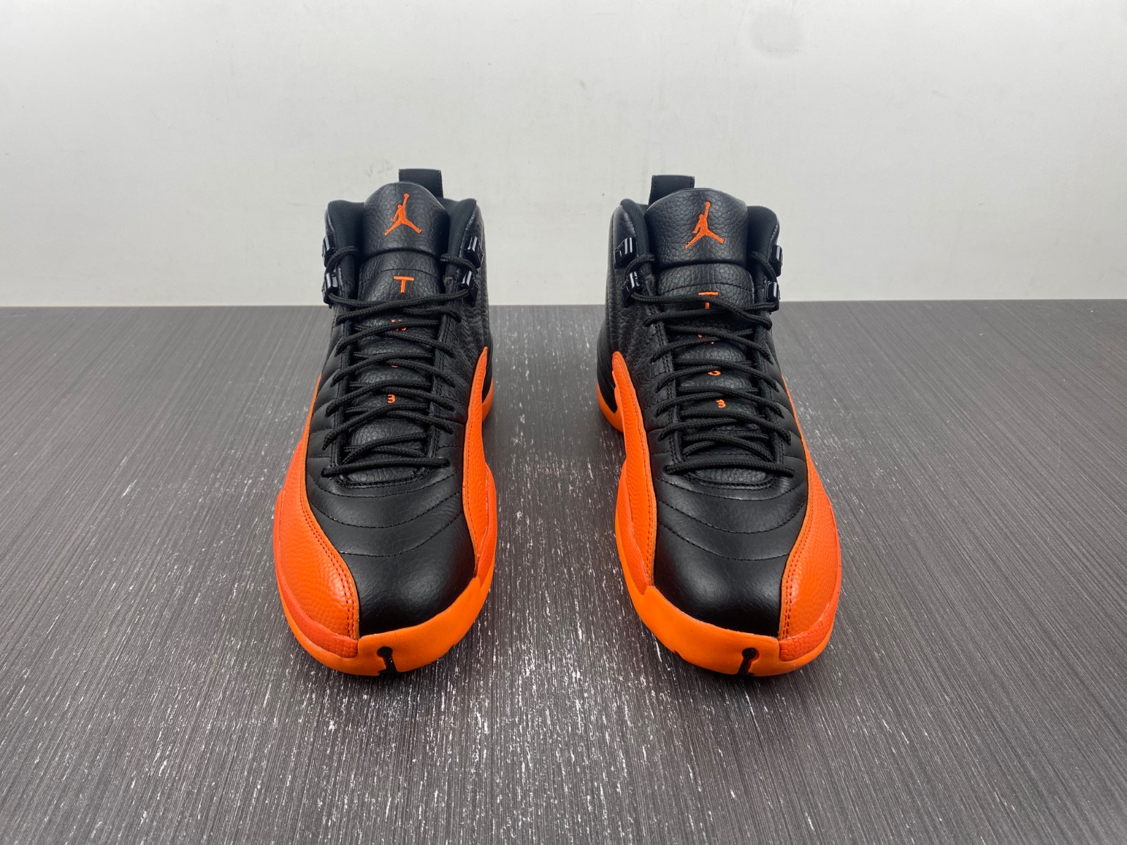Air Jordan 12 “Brilliant Orange”  FD9101-081
