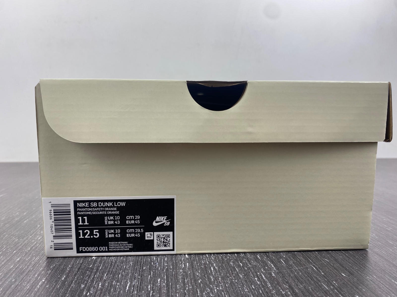 Jarritos x Nike SB Dunk Low FD0860-001