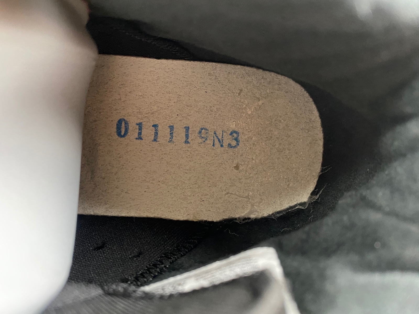 Air Jordan 6 “Fire Red”    CT8529-064