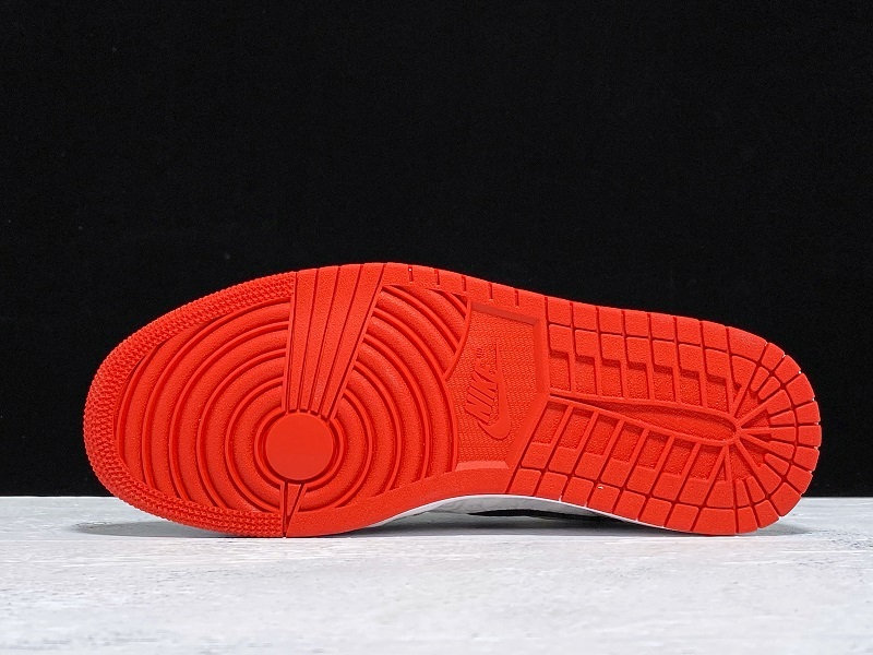 CLOT x Air Jordan 1 Mid