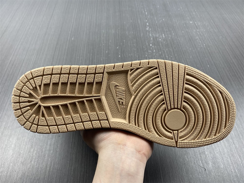 Air Jordan 1 Heirloom 555088-202