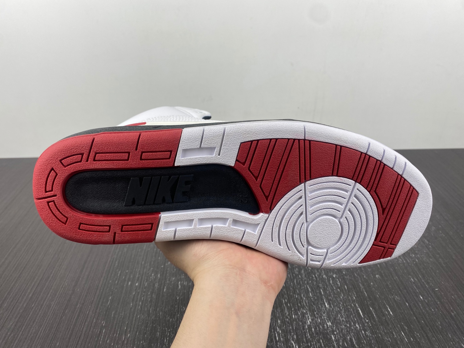 Air Jordan 2 OG "Chicago" 2022 Retro DX2454-106