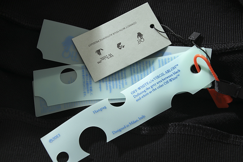 OFF-WHITE Hoodie P1900145