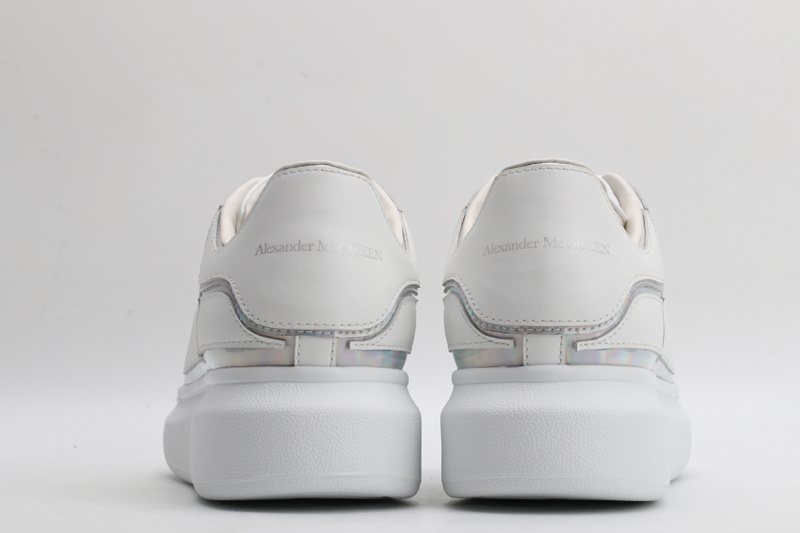 MCQUEEN OVERSIZED SNEAKER