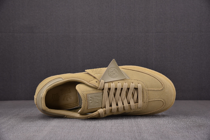 Ronnie Fieg x Clarks x 8th Street Samba 
