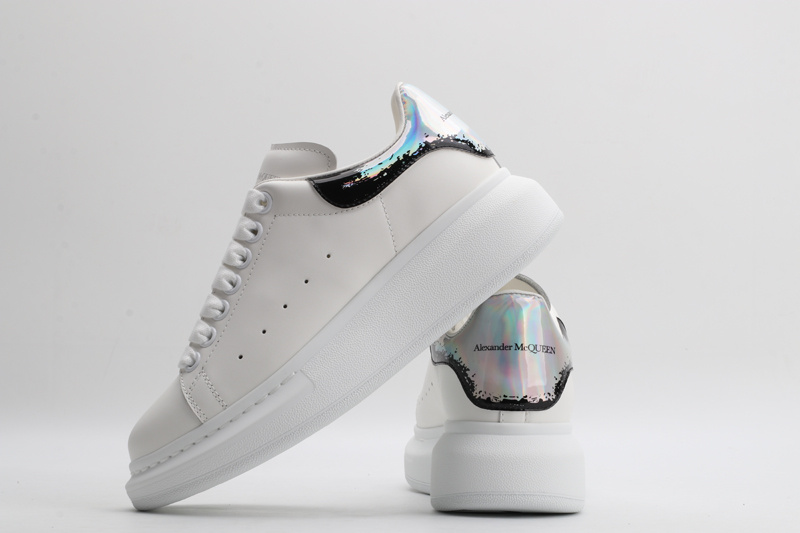 MCQUEEN OVERSIZED SNEAKER