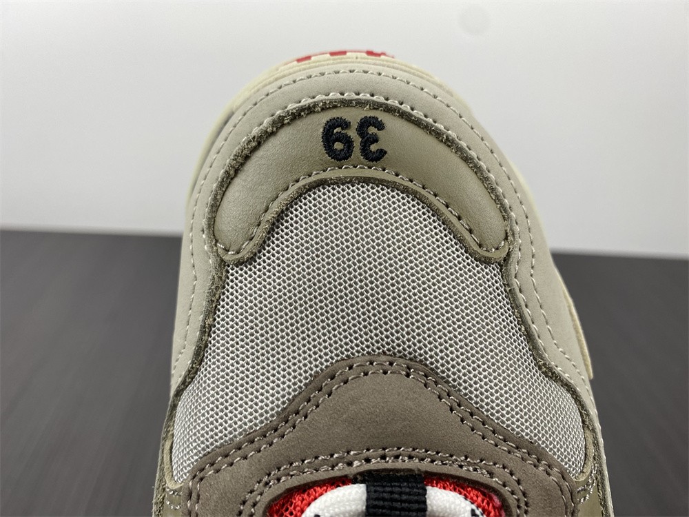 Balenciaga TRIPLE S TRAINER