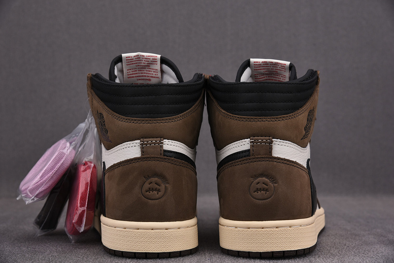 Travis Scott x Air Jordan 1 Retro High OG 