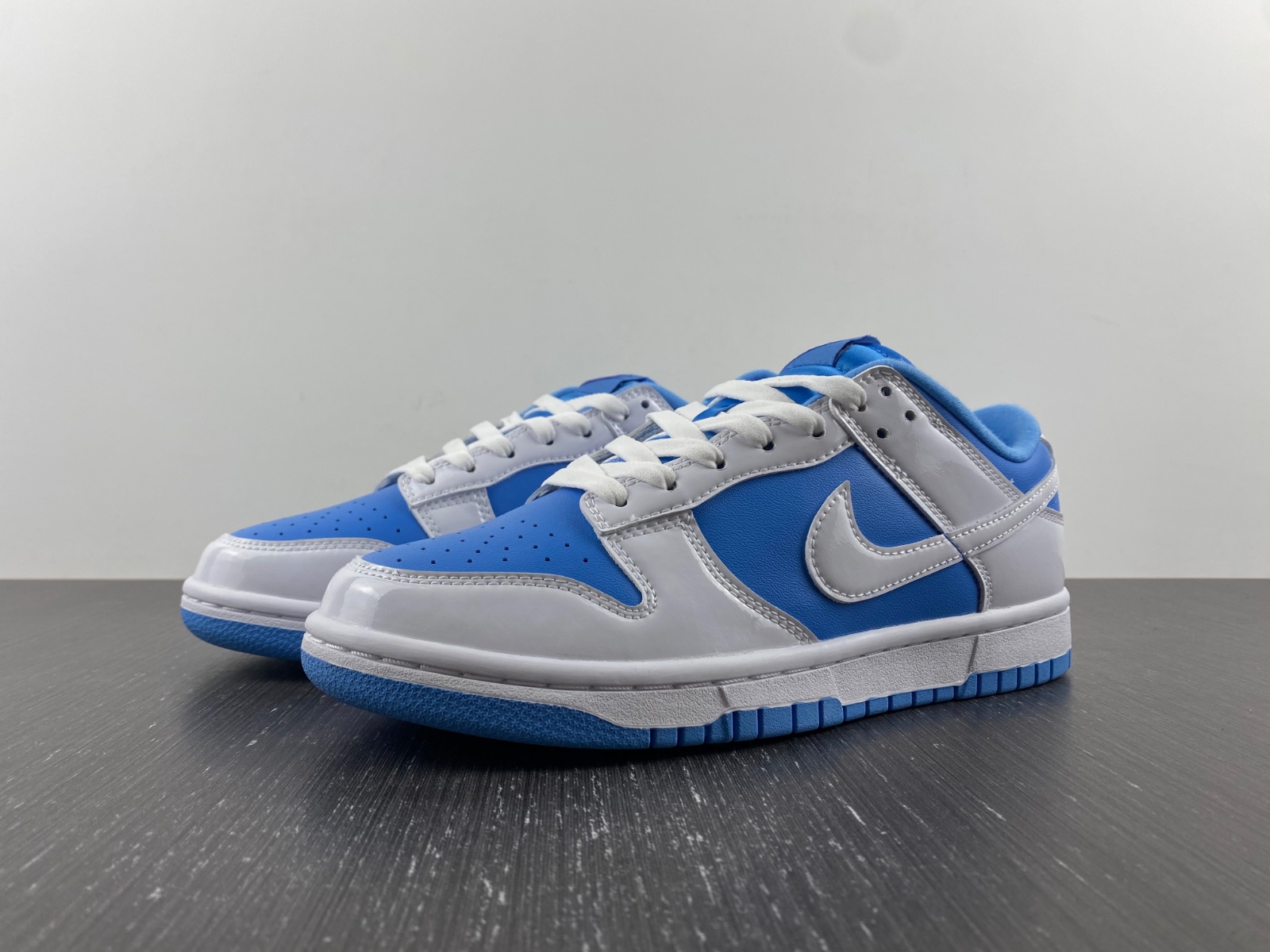 Nike Dunk Low "Reverse University Blue" DJ9955-101